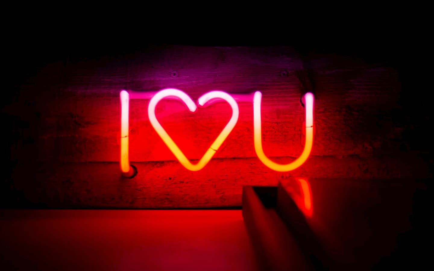 Saint-Valentin 2025 : meilleures idées cadeaux Homme / Femme / Couple