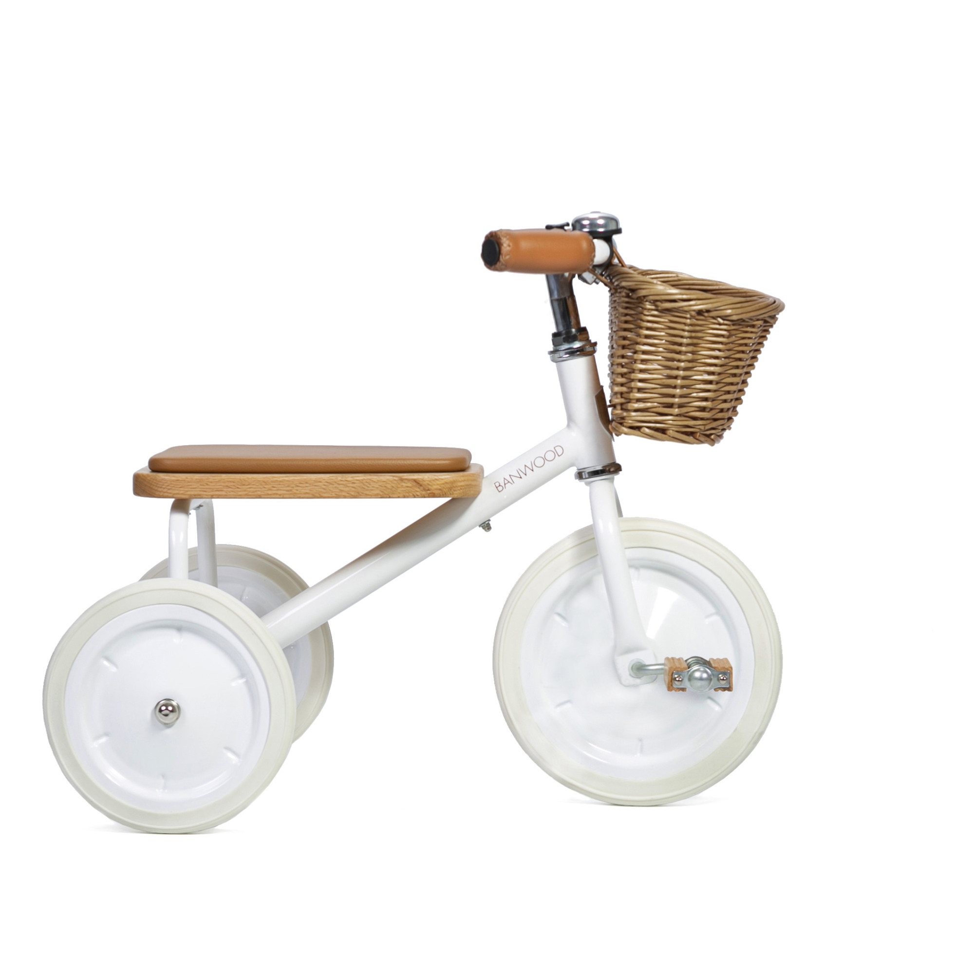 tricycle-en-metal-et-bois-blanc-banwood