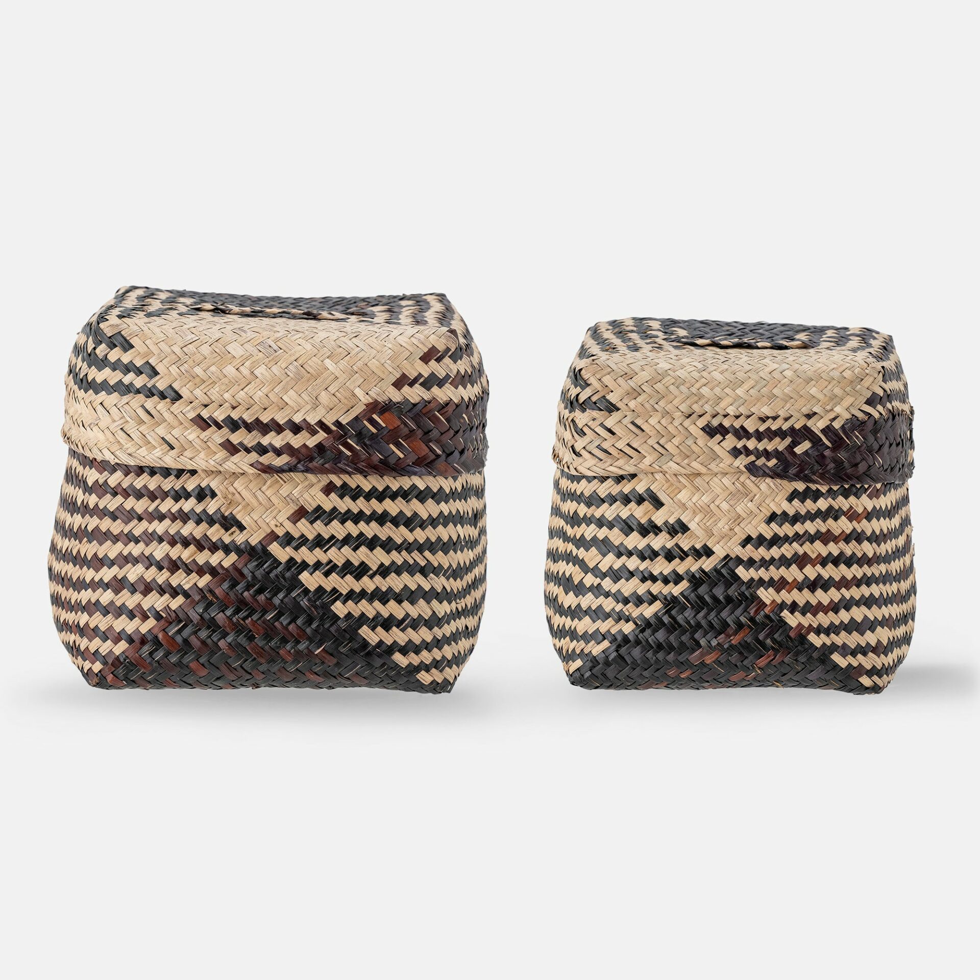 neena-basket-seagrass-black