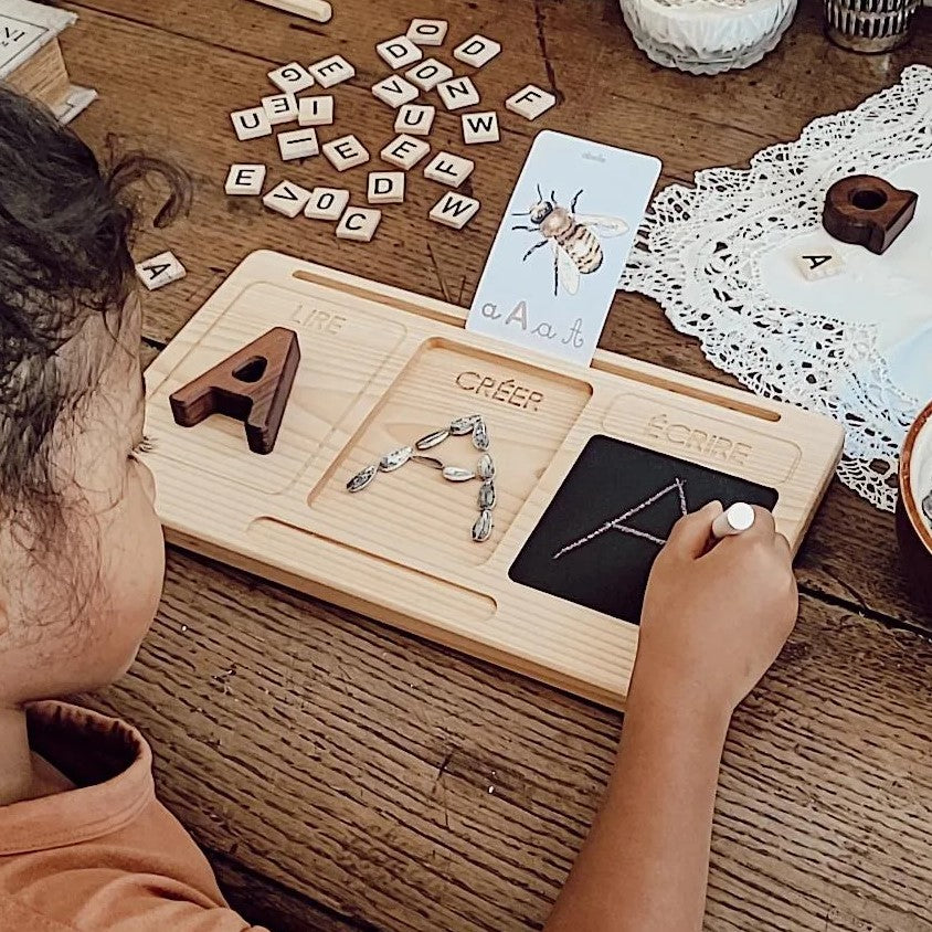 plateau-dapprentissage-des-lettres-montessori-instant-louve