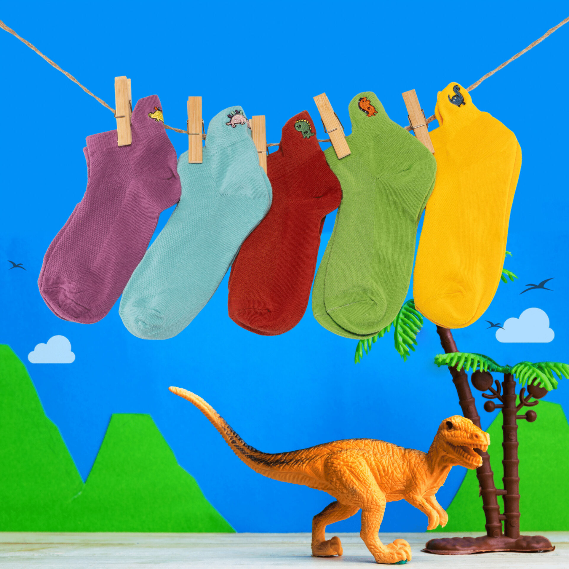 coffret-chaussettes-dinosaure-enfants-bbs-lot-x5-sockup