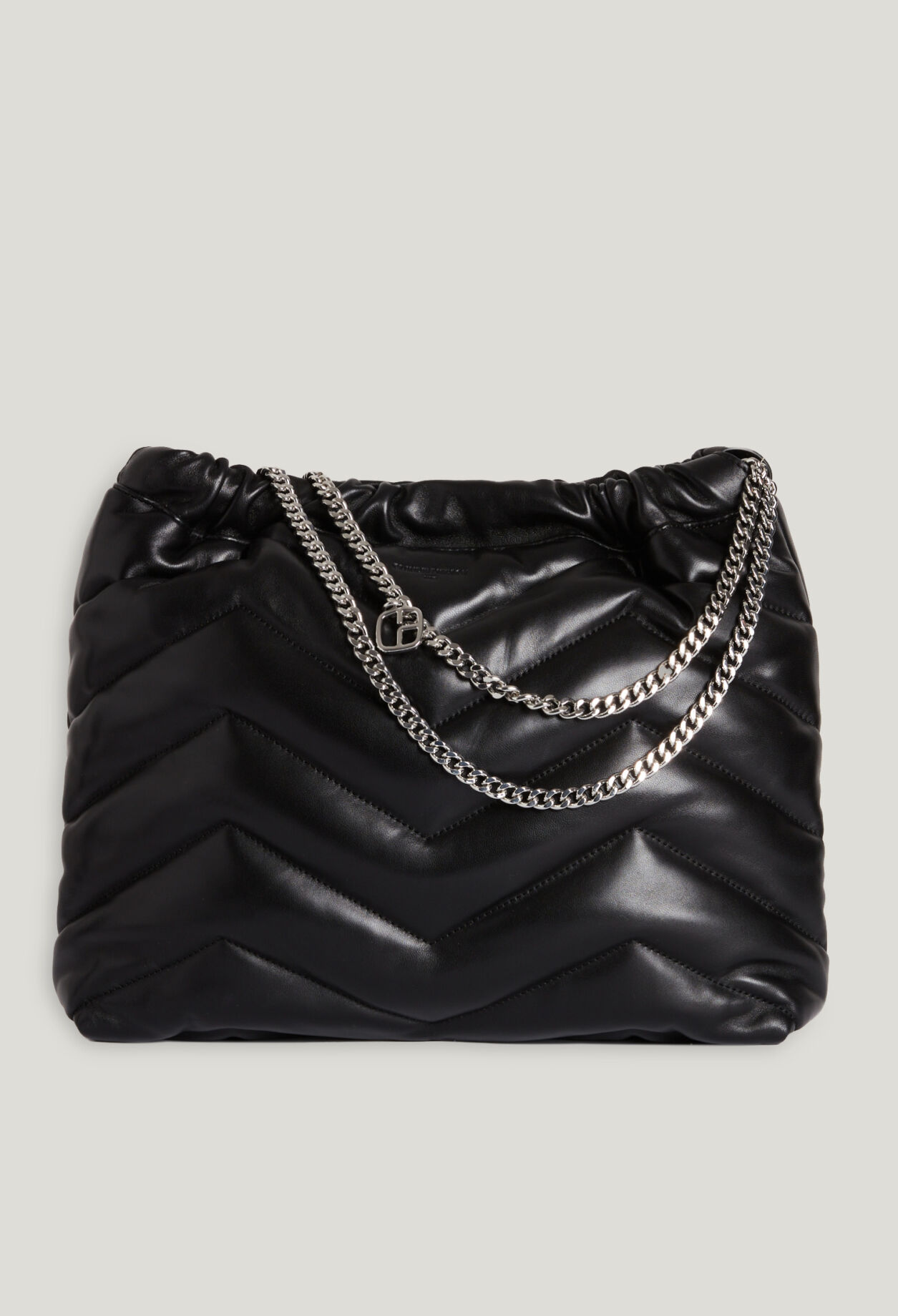 grand-sac-pochon-cuir-matelass-noir-claudie-pierlot