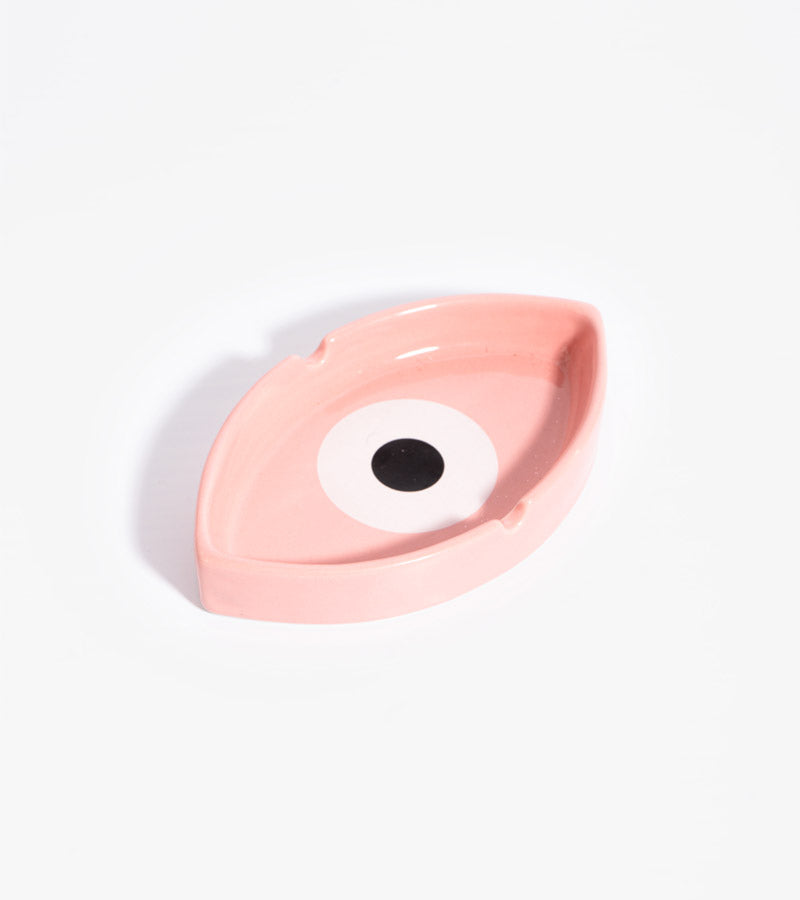 cendrier-oeil-lavant-gardiste