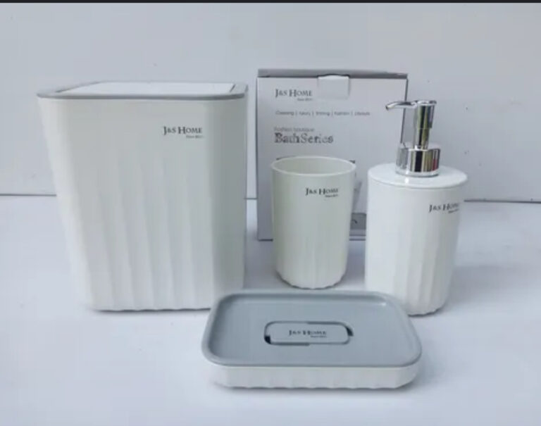 tgl_249b85a4-e227-4c39-b37b-a696a4152b16